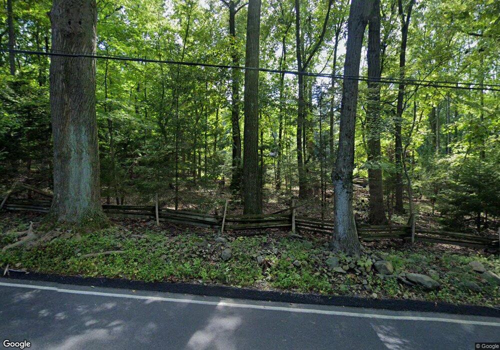 5296 Applebutter Hill Rd, Center Valley, PA 18034 - photo 1