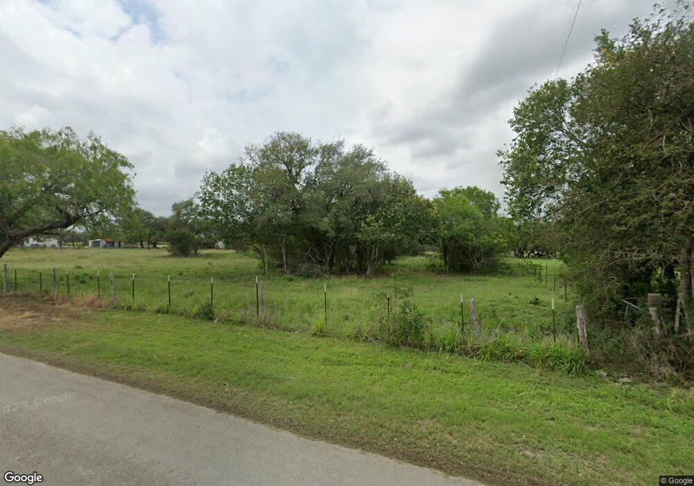 2032 County Road 301, Beeville, TX 78102 - photo 1