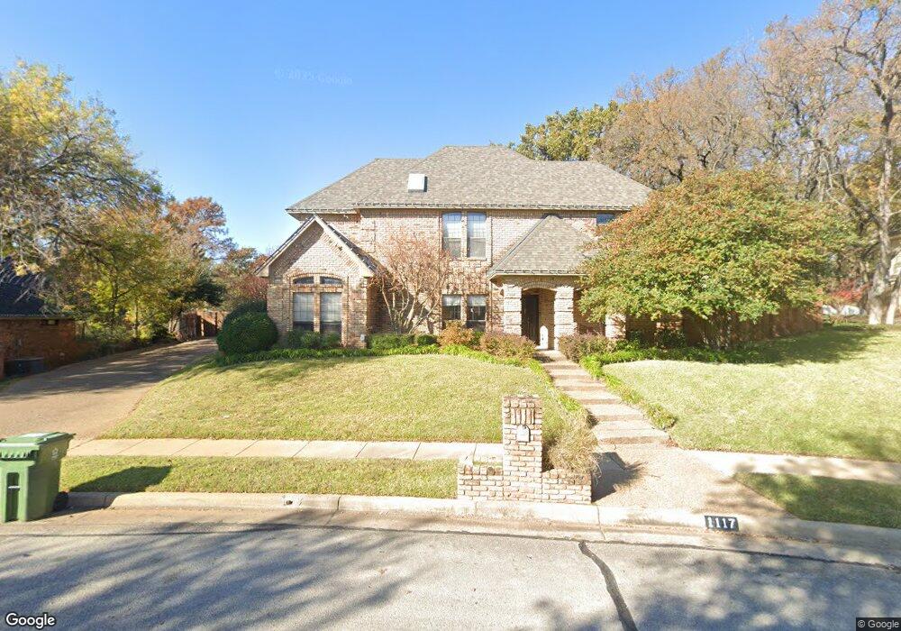 1117 Hidden Oaks Dr, Bedford, TX 76022 - photo 1