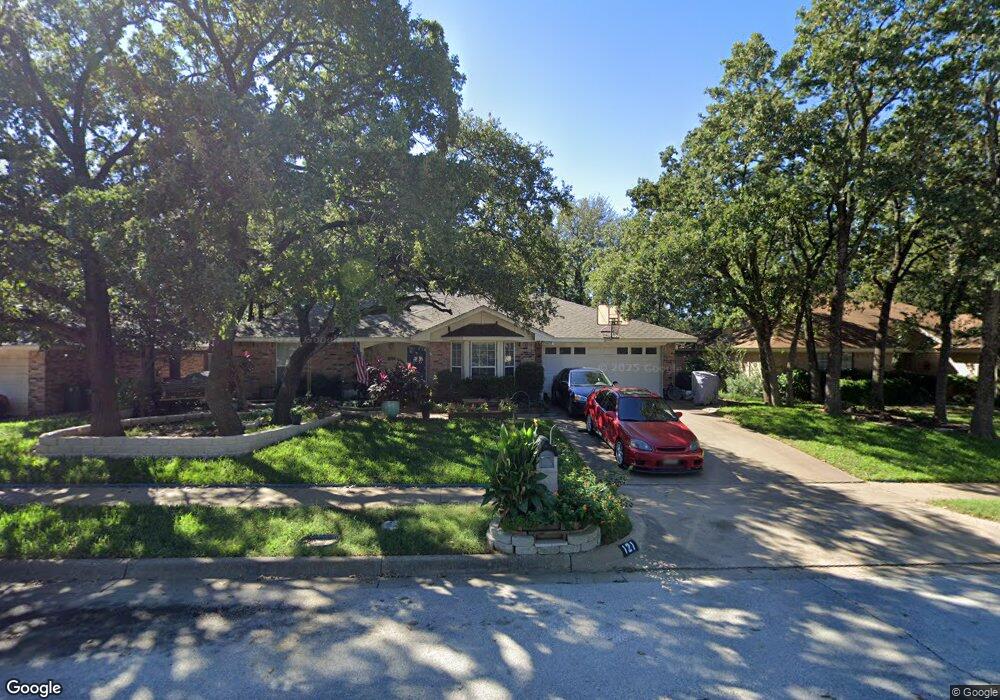 121 Heneretta Dr, Hurst, TX 76054 - photo 1