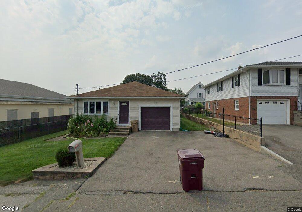 3 Worcester St, Ludlow, MA 01056 - photo 1