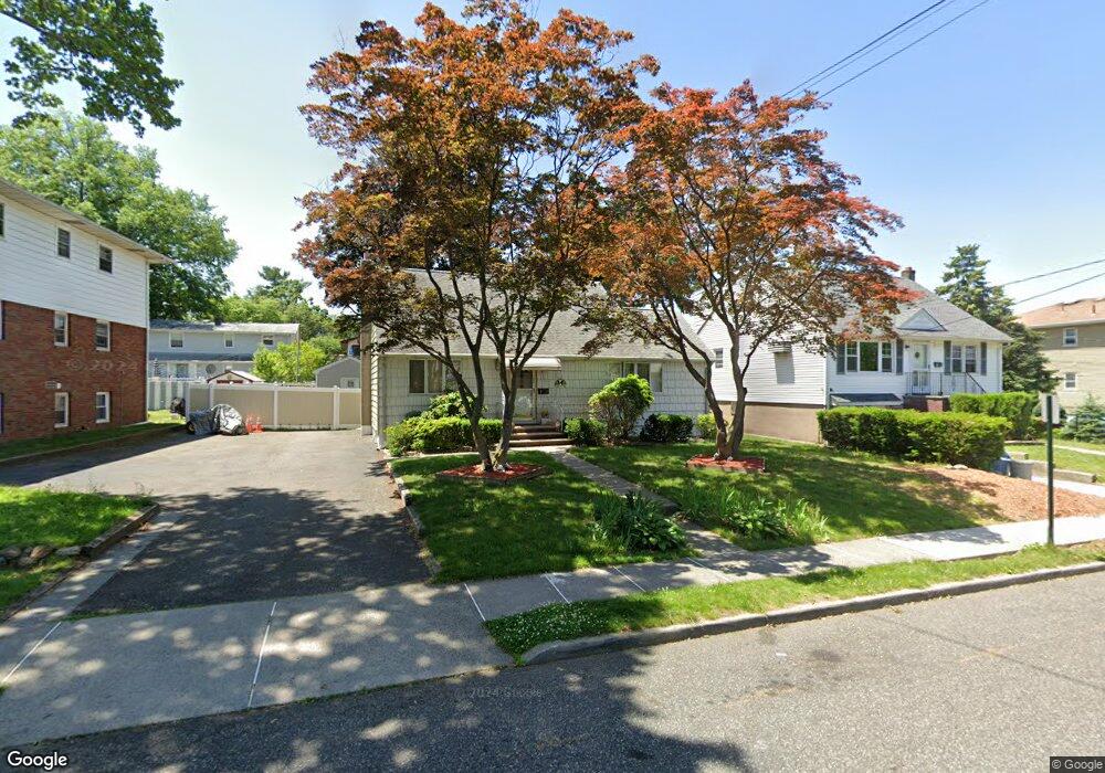 122 Mckinley Ave, Lodi, NJ 07644 - photo 1