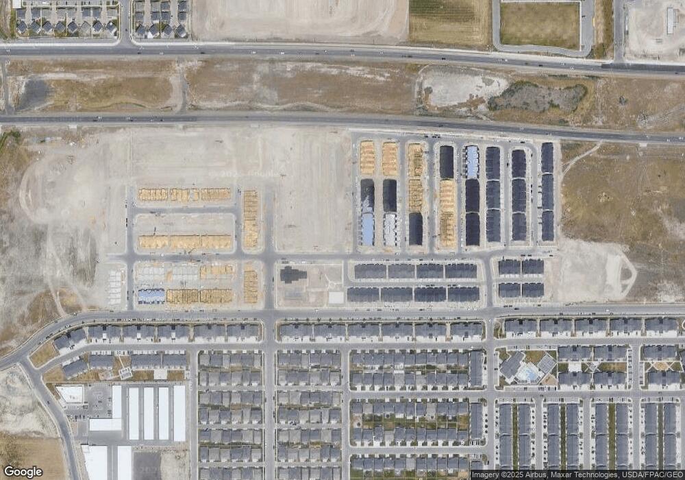 1970 N 4040 W unit 413, Lehi, UT 84043 - photo 1