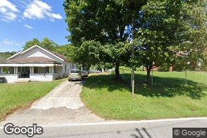 8206 Court Ave, Hamlin, WV 25523