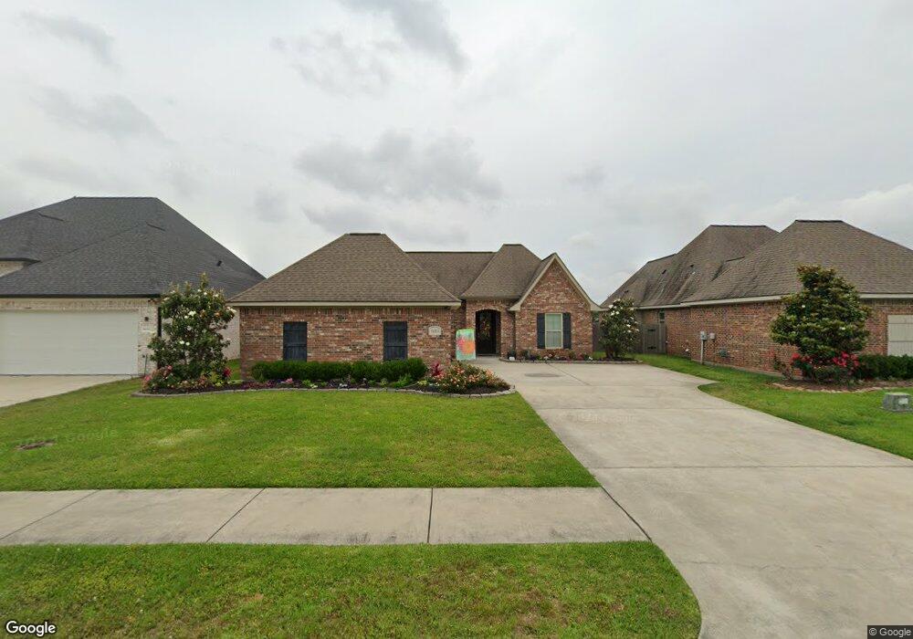 5614 S Ridge Dr, Lake Charles, LA 70605 - photo 1