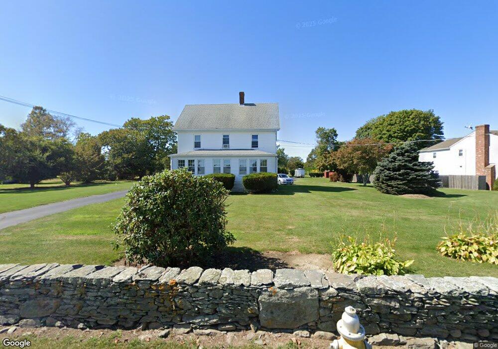 401 Turner Rd, Middletown, RI 02842 - photo 1