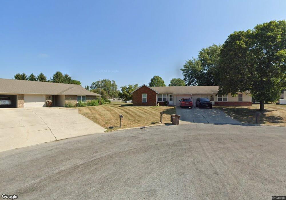 152 Pierre Place unit 152, Lima, OH 45805 - photo 1