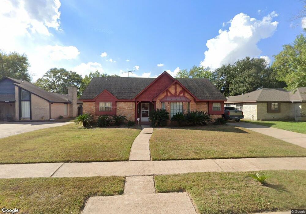 8707 Bold Forest Dr, Houston, TX 77088 - photo 1