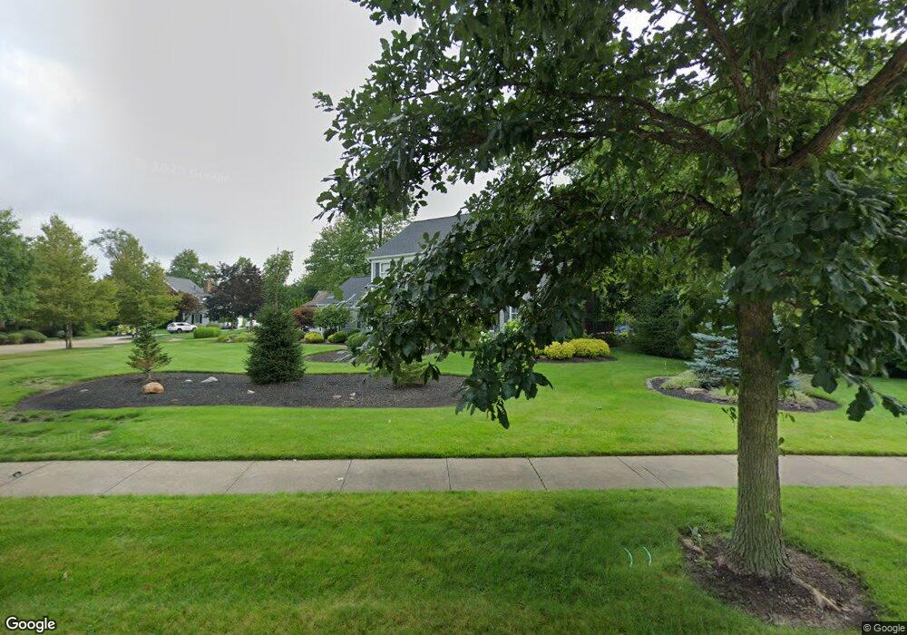 300 Lakeview Cir, Aurora, OH 44202 - photo 1