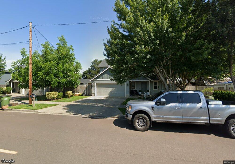 1713 E 11th St, Newberg, OR 97132 - photo 1