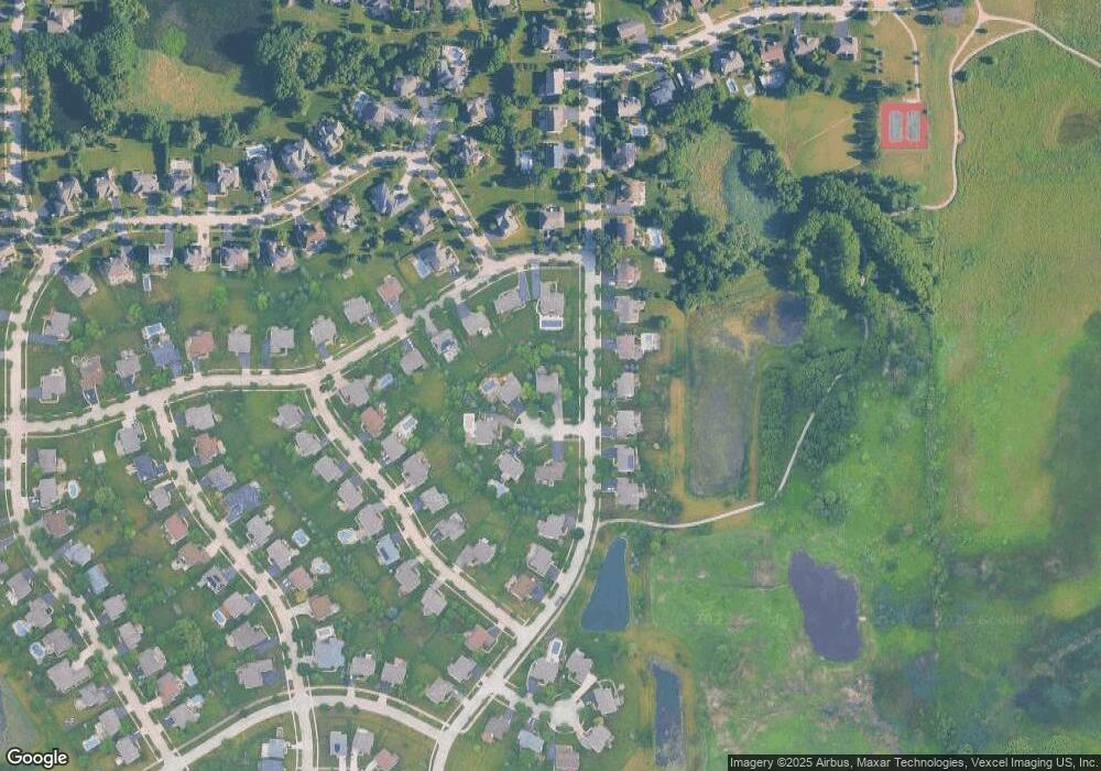 2 Blackwolf Ct unit II, Algonquin, IL 60102 - photo 1