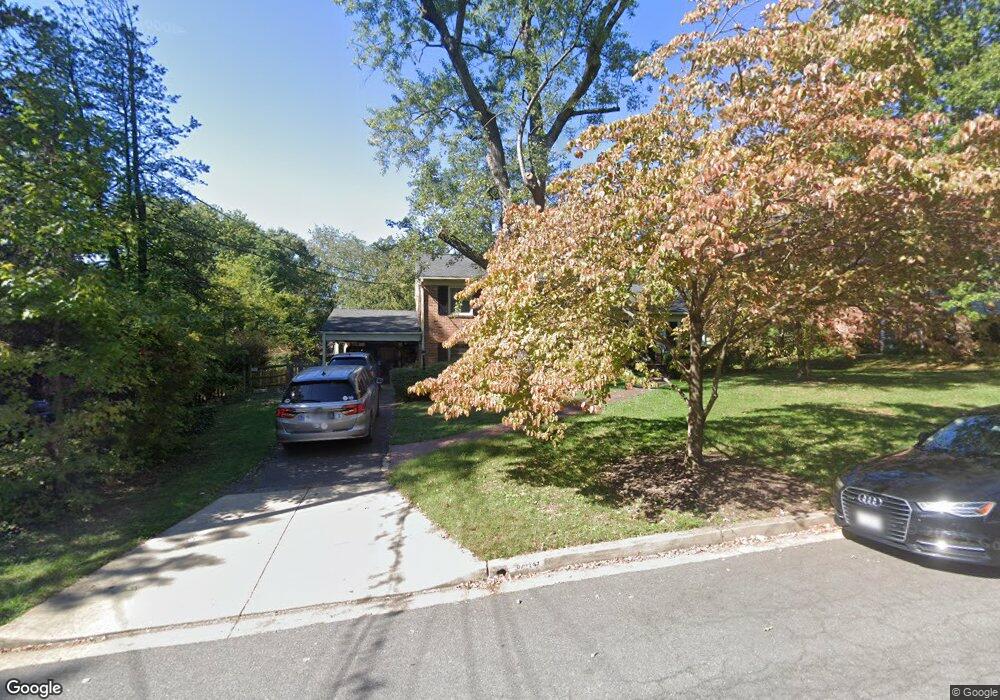 2418 Barbour Rd, Falls Church, VA 22043 - photo 1