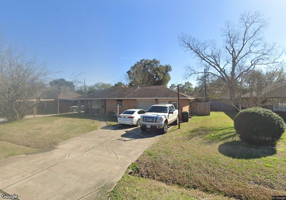 714 Pennington St, Houston, TX 77022 - photo 1