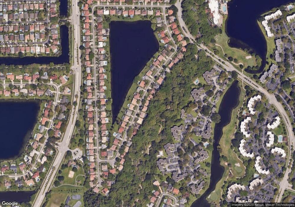 1750 E Oak Knoll Cir, Davie, FL 33324 - photo 1