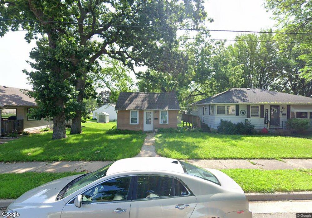 816 Saint Thomas Ave, Albert Lea, MN 56007 - photo 1