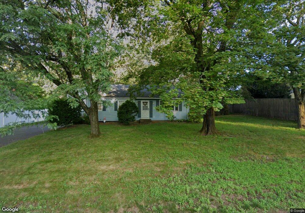 10 Juniper Dr, Windsor Locks, CT 06096 - photo 1