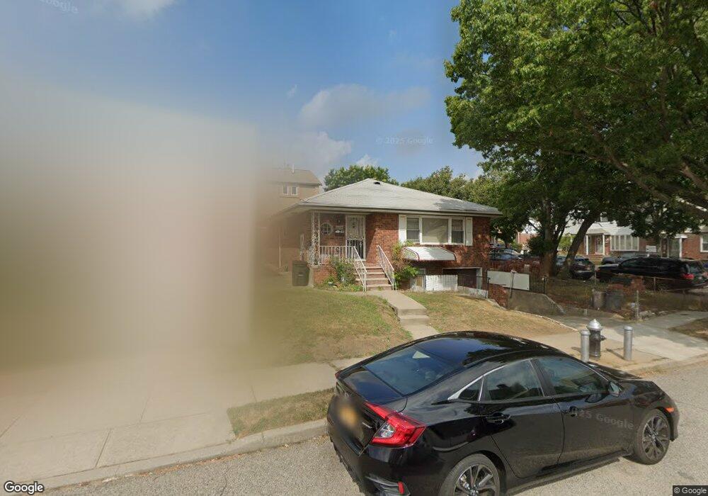 6504 174th St, Fresh Meadows, NY 11365 - photo 1