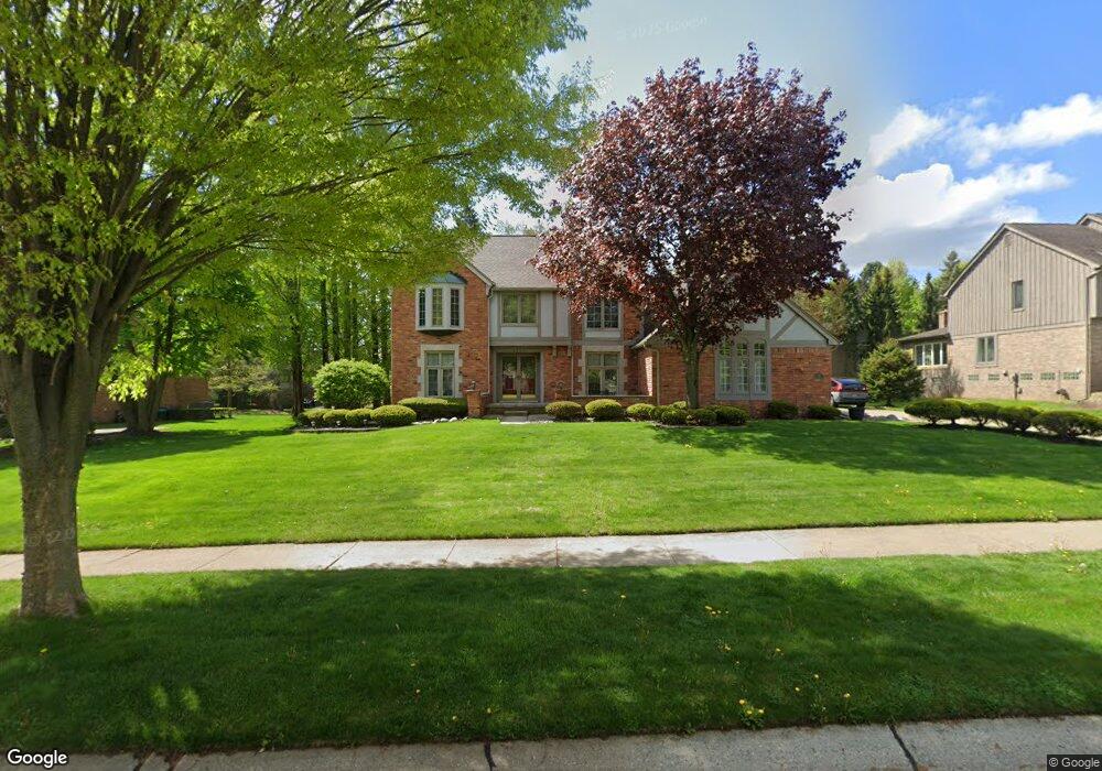 2381 Hidden Pine Dr, Troy, MI 48098 - photo 1