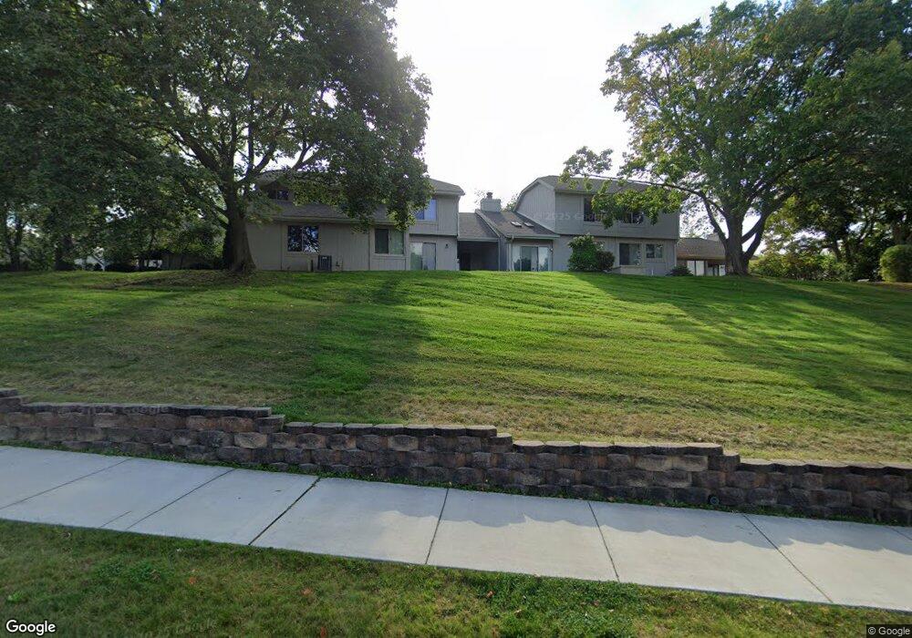 1837 Golf Ridge Dr, Bloomfield Hills, MI 48302 - photo 1