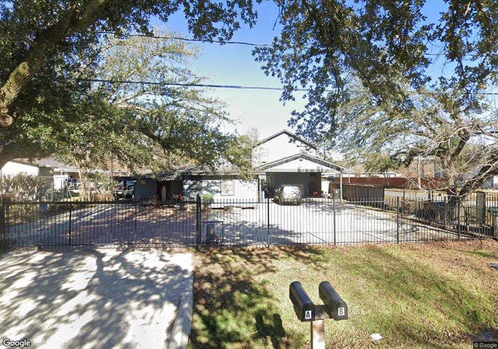 4735 Downs Ln, Houston, TX 77093 - photo 1