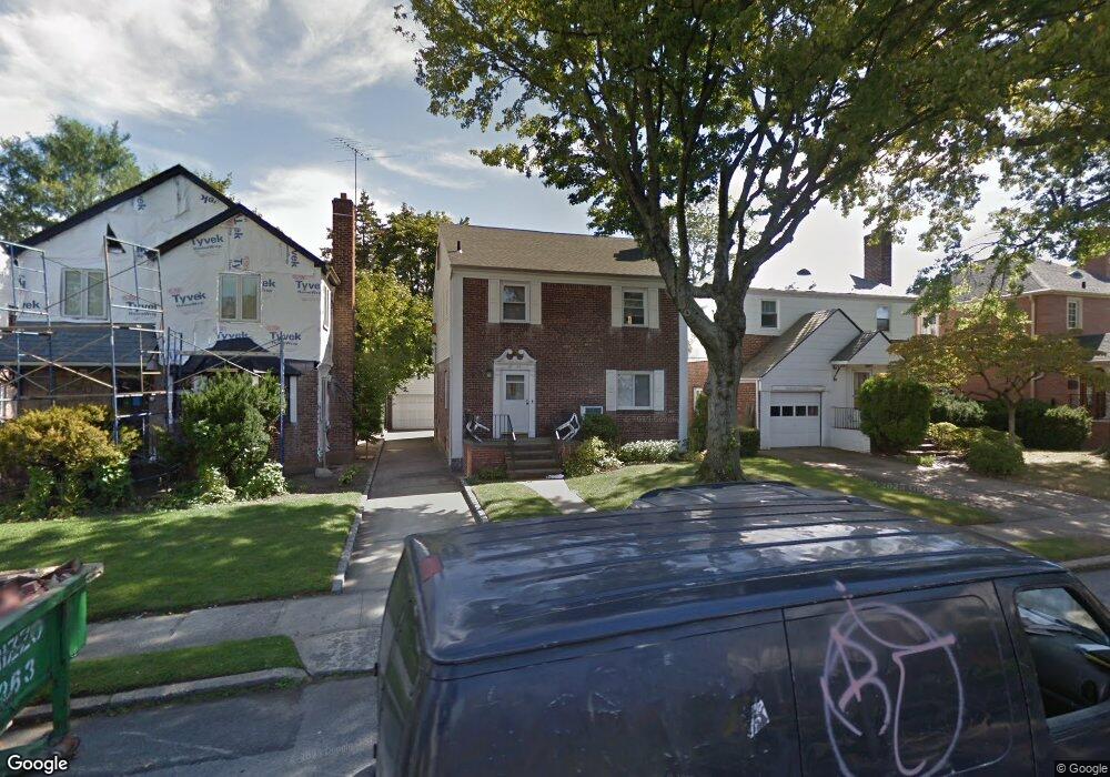 8123 189th St, Hollis, NY 11423 - photo 1