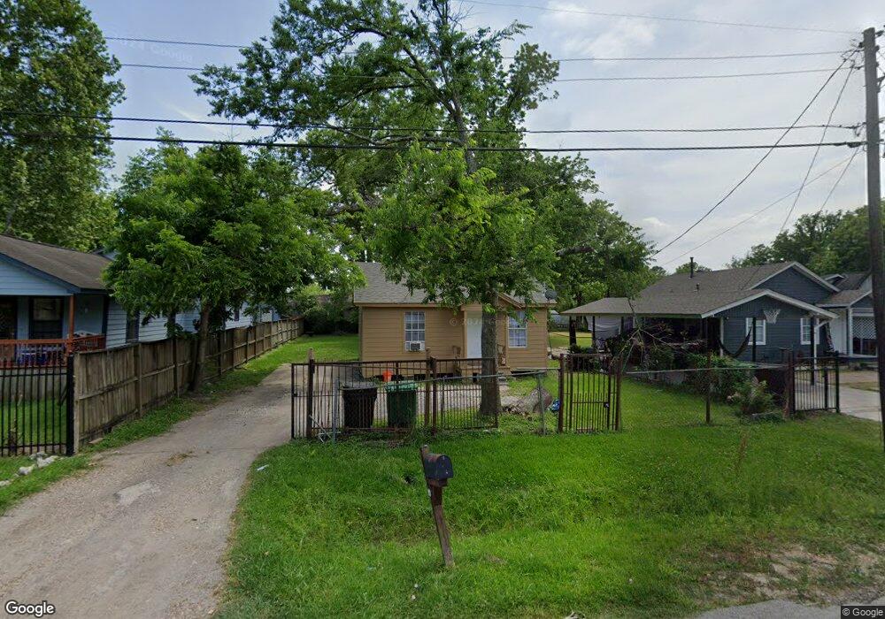 2638 Hollis St, Houston, TX 77093 - photo 1