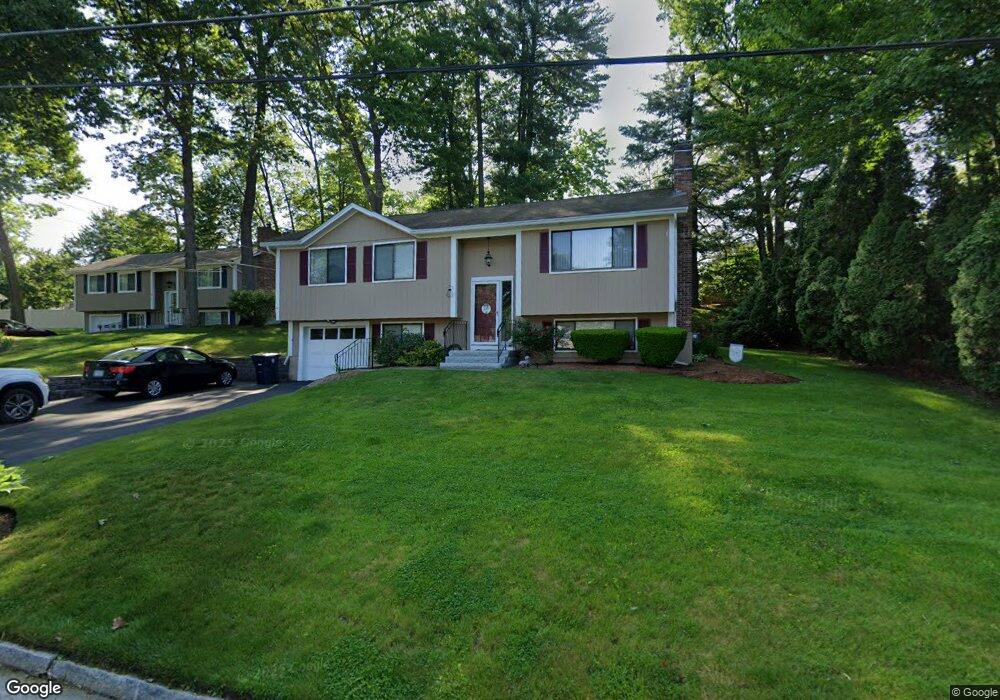 17 Stanley Ln, Nashua, NH 03062 - photo 1