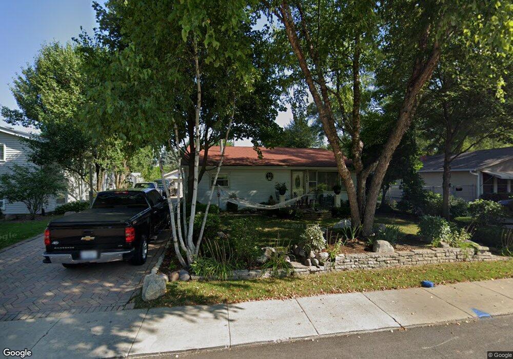 1512 Amarillo Dr, Carpentersville, IL 60110 - photo 1