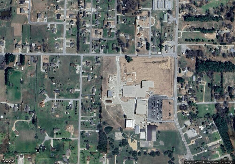 217 Vaughn Dr, Paragould, AR 72450 - photo 1