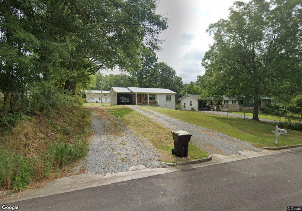 1304 4th Ave SE, Cullman, AL 35055 - photo 1