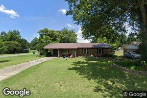 712 W Leslie Ave, Gillett, AR 72055