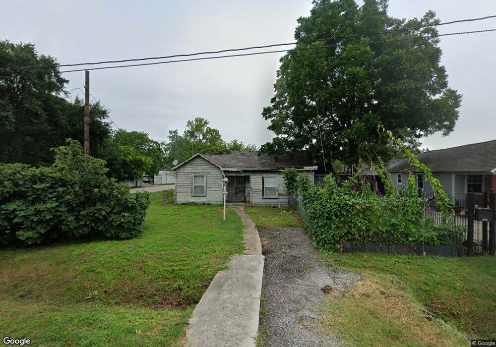 2503 Caplin St, Houston, TX 77026 - photo 1