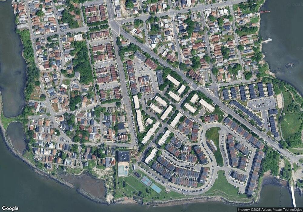 126 Admiral Ln unit 4216E, Bronx, NY 10473 - photo 1