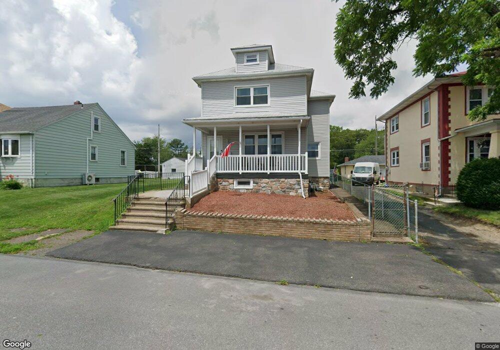 423 Samuels Ave, Hazleton, PA 18201 - photo 1