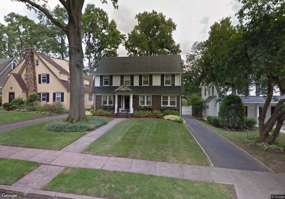 119 Westview Rd, Montclair, NJ 07043 - photo 1