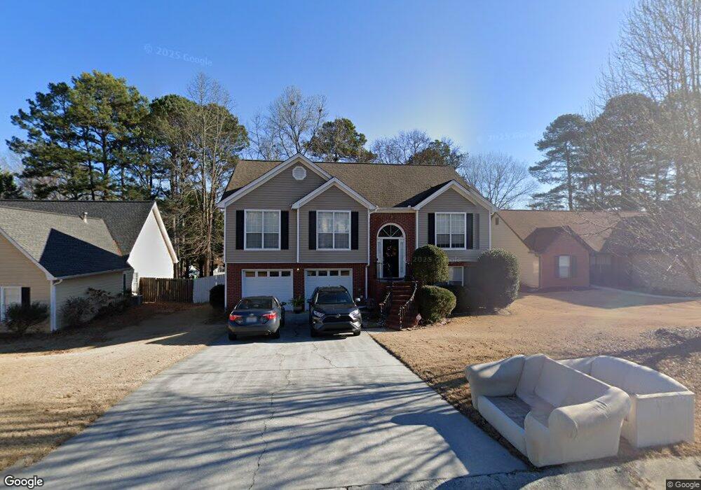 5675 Sugar Crossing Dr unit 2, Sugar Hill, GA 30518 - photo 1