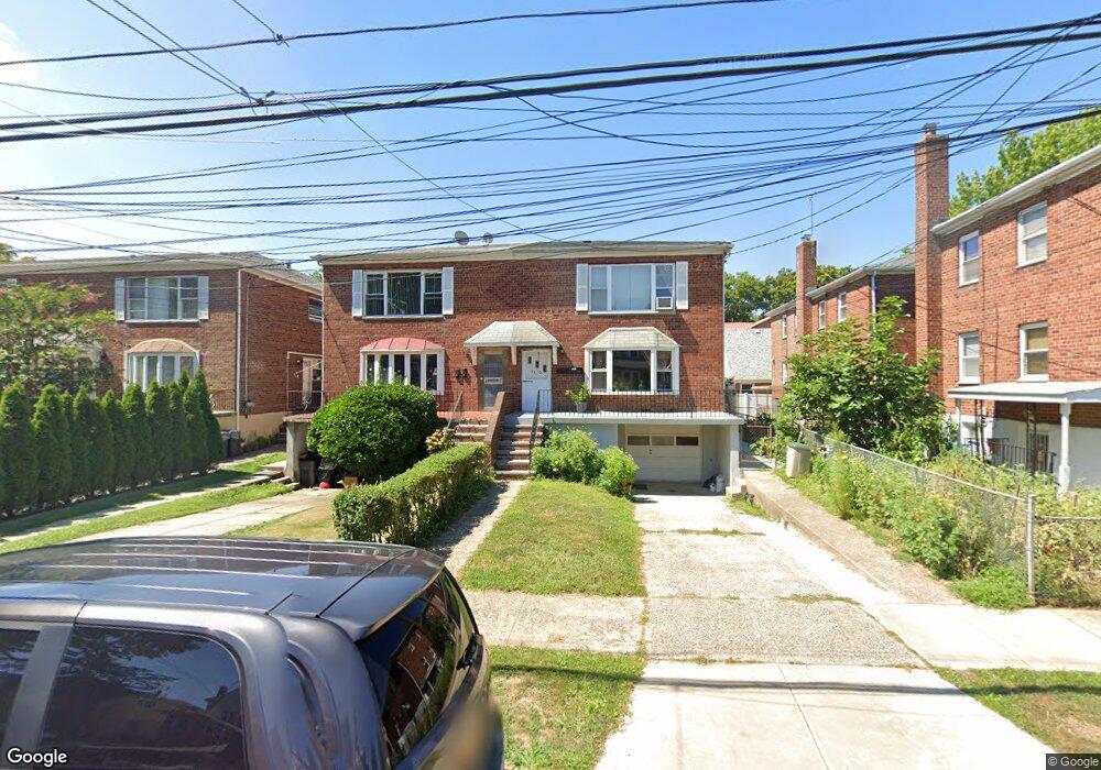 43-10 220th St unit 2, Flushing, NY 11361 - photo 1