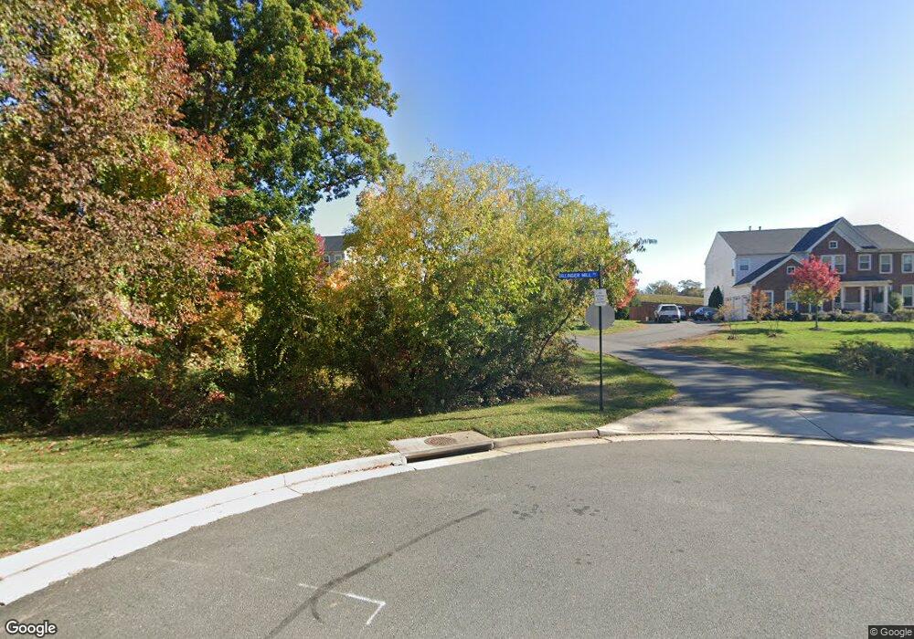 24484 Denal Ln, Aldie, VA 20105 - photo 1