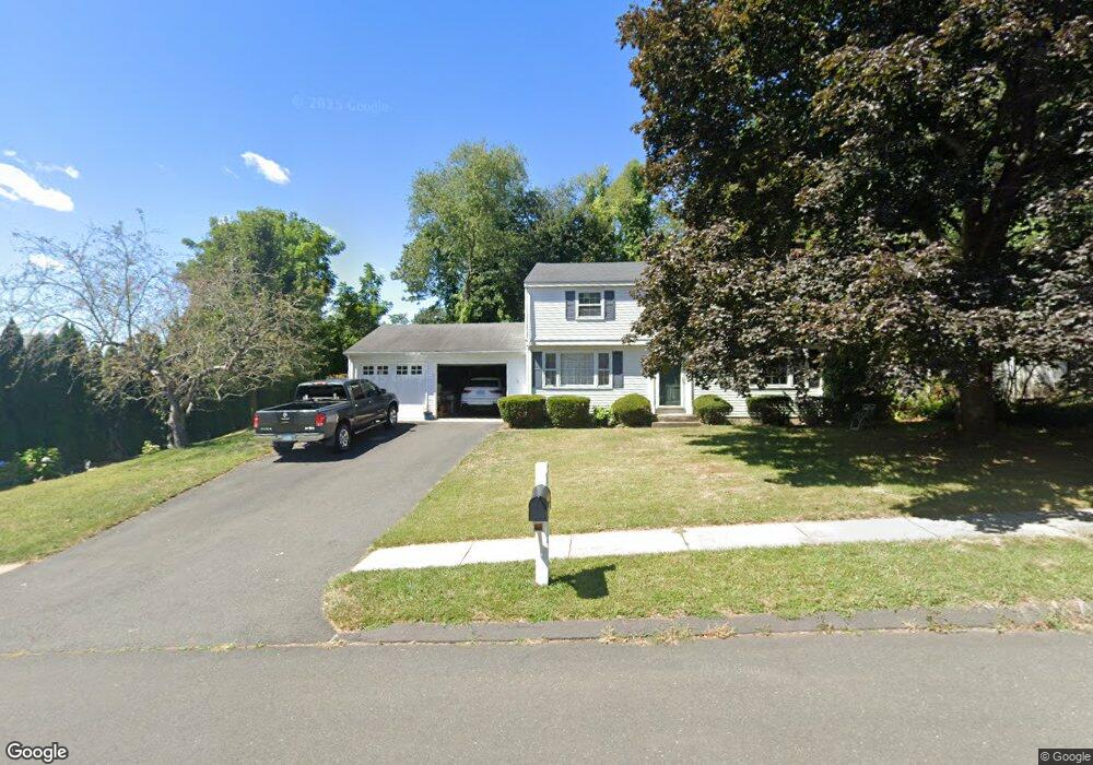 20 Hoover Ln, Enfield, CT 06082 - photo 1