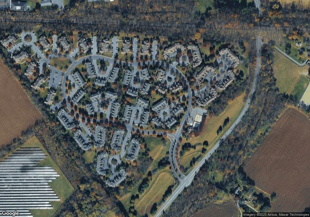 111 Marlboro Cir unit 111, Stewartsville, NJ 08886 - photo 1