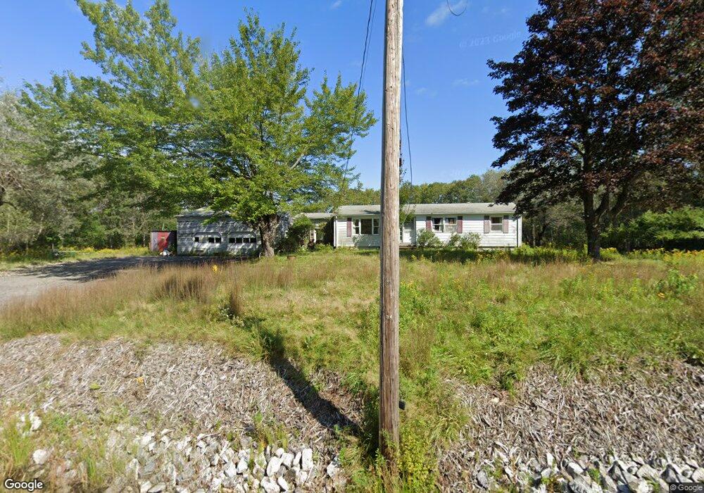 370 Pownal Rd, Freeport, ME 04032 - photo 1