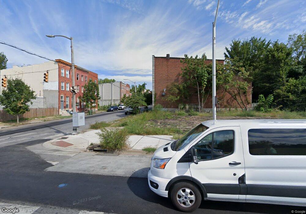 1044 W Franklin St, Baltimore, MD 21223 - photo 1