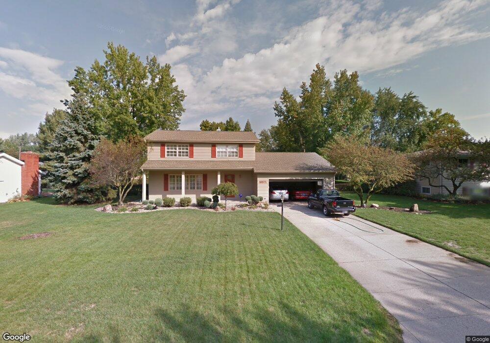 18571 S Cypress Cir, South Bend, IN 46637 - photo 1