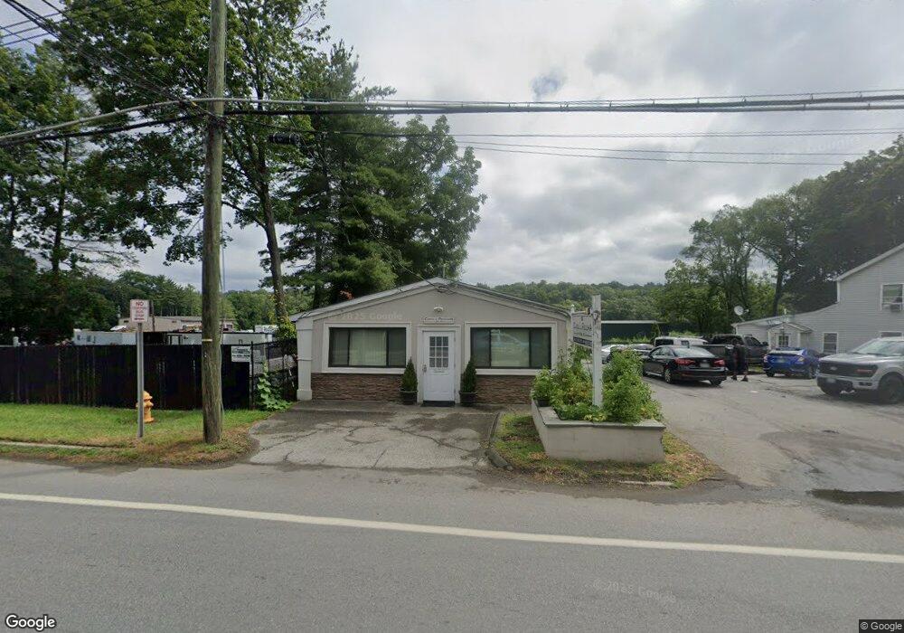 2111 Albany Post Rd, Cortlandt Manor, NY 10567 - photo 1