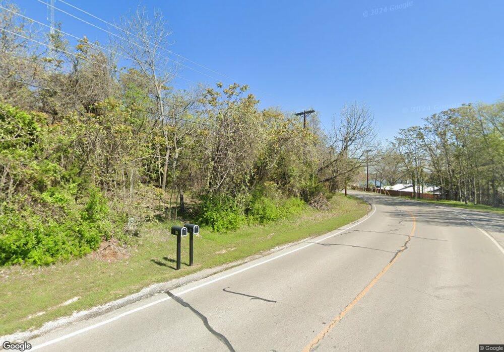 704 W Lake Dr, Weatherford, TX 76087 - photo 1