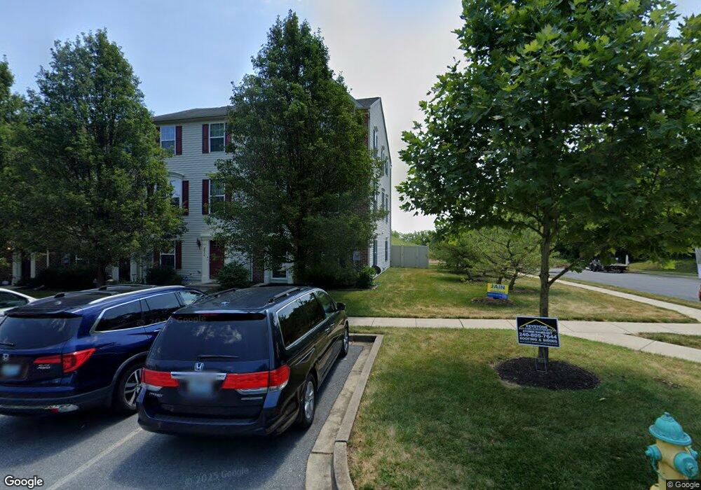 2077 Spring Run Cir, Frederick, MD 21702 - photo 1