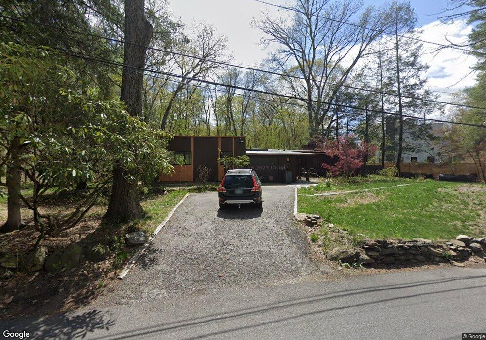 210 Cleveland Dr, Croton On Hudson, NY 10520 - photo 1