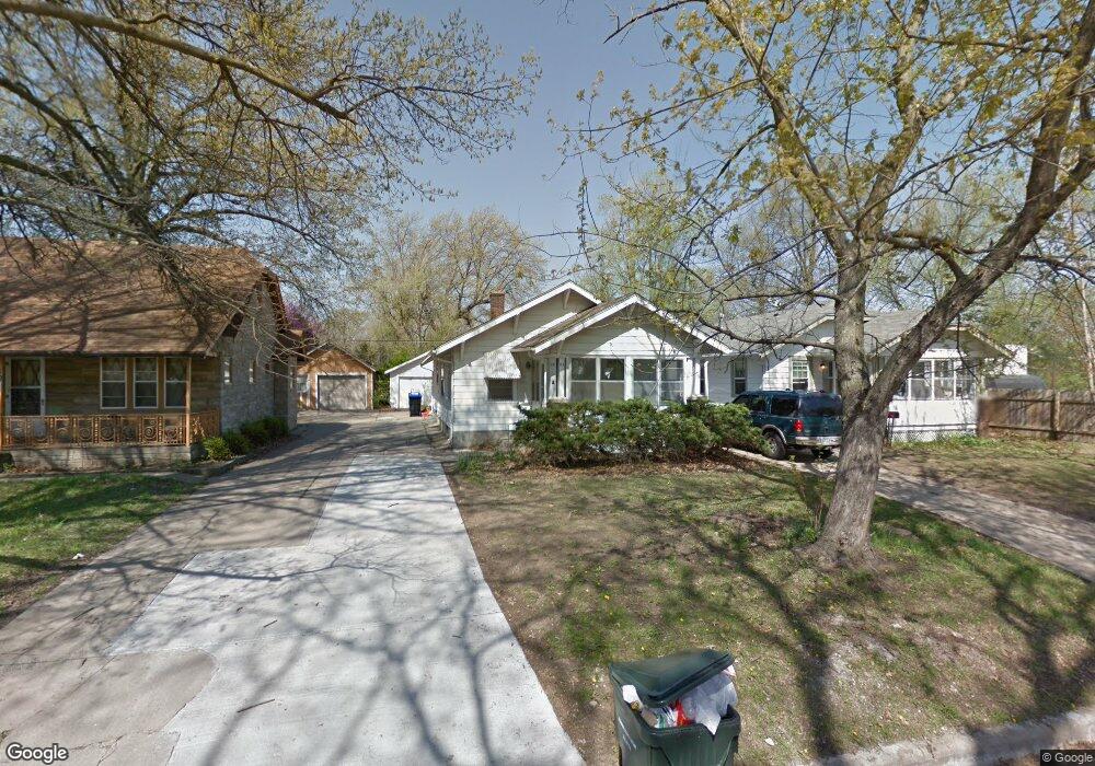 1007 SW Watson Ave, Topeka, KS 66604 - photo 1