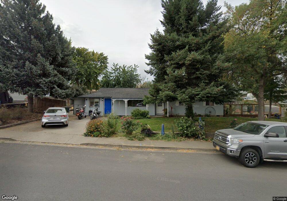 308 SW Nye Ave, Pendleton, OR 97801 - photo 1