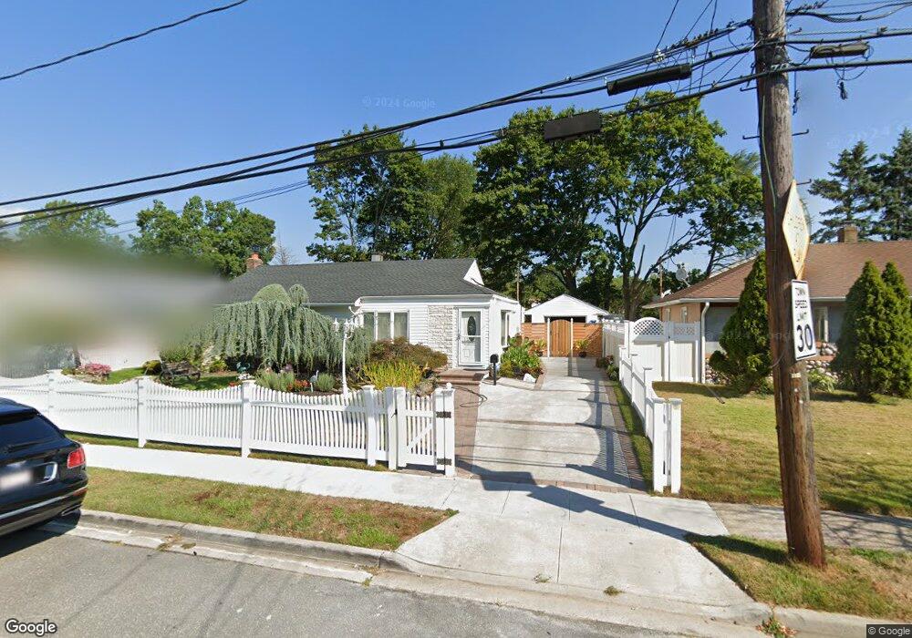 274 Coventry Rd N, West Hempstead, NY 11552 - photo 1